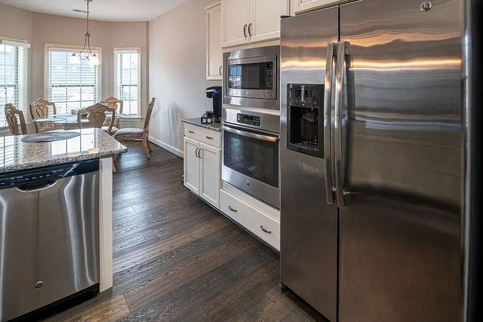 Refrigerator Maintenance Services
